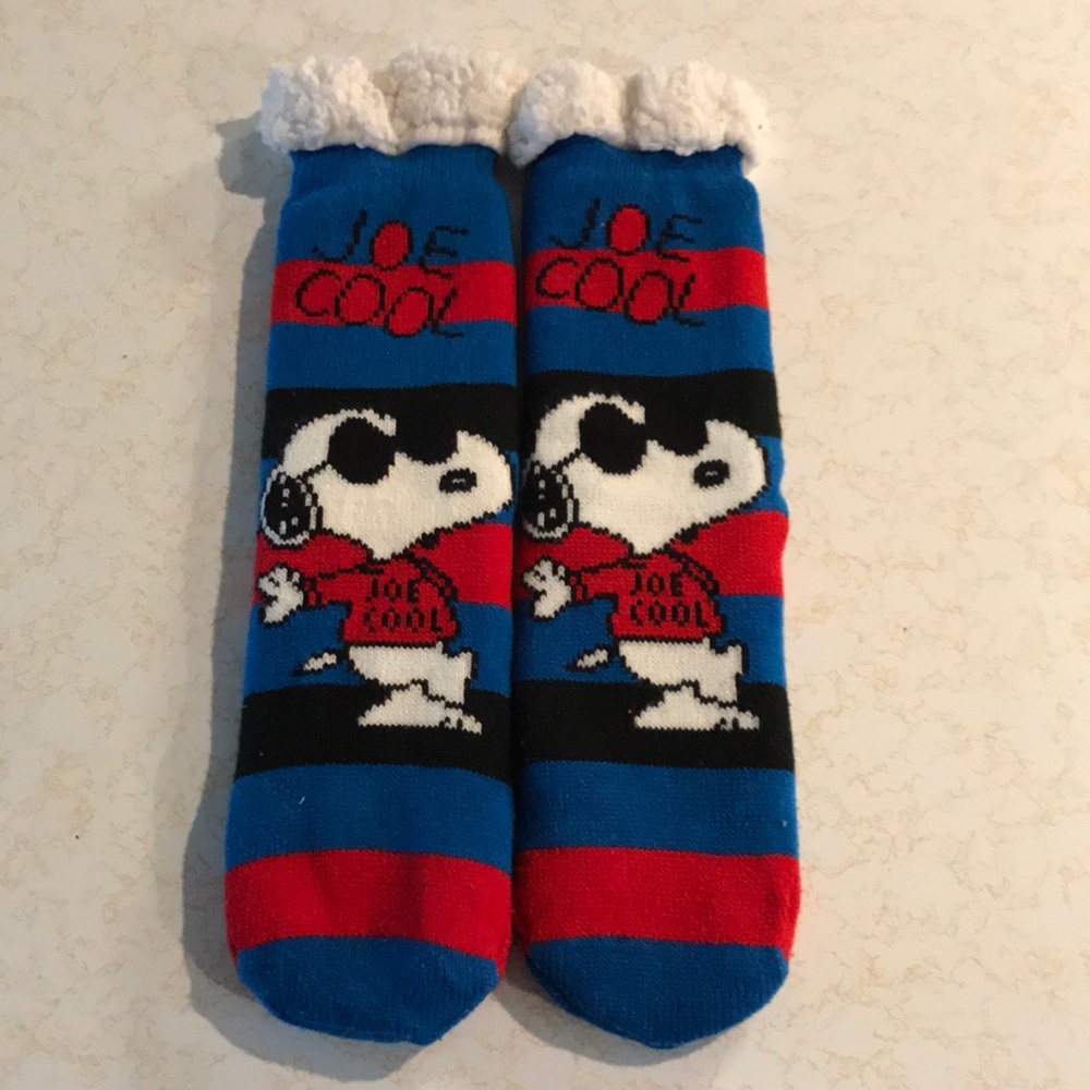PEANUTS Snoopy Joe Cool Sherpa Slipper Socks